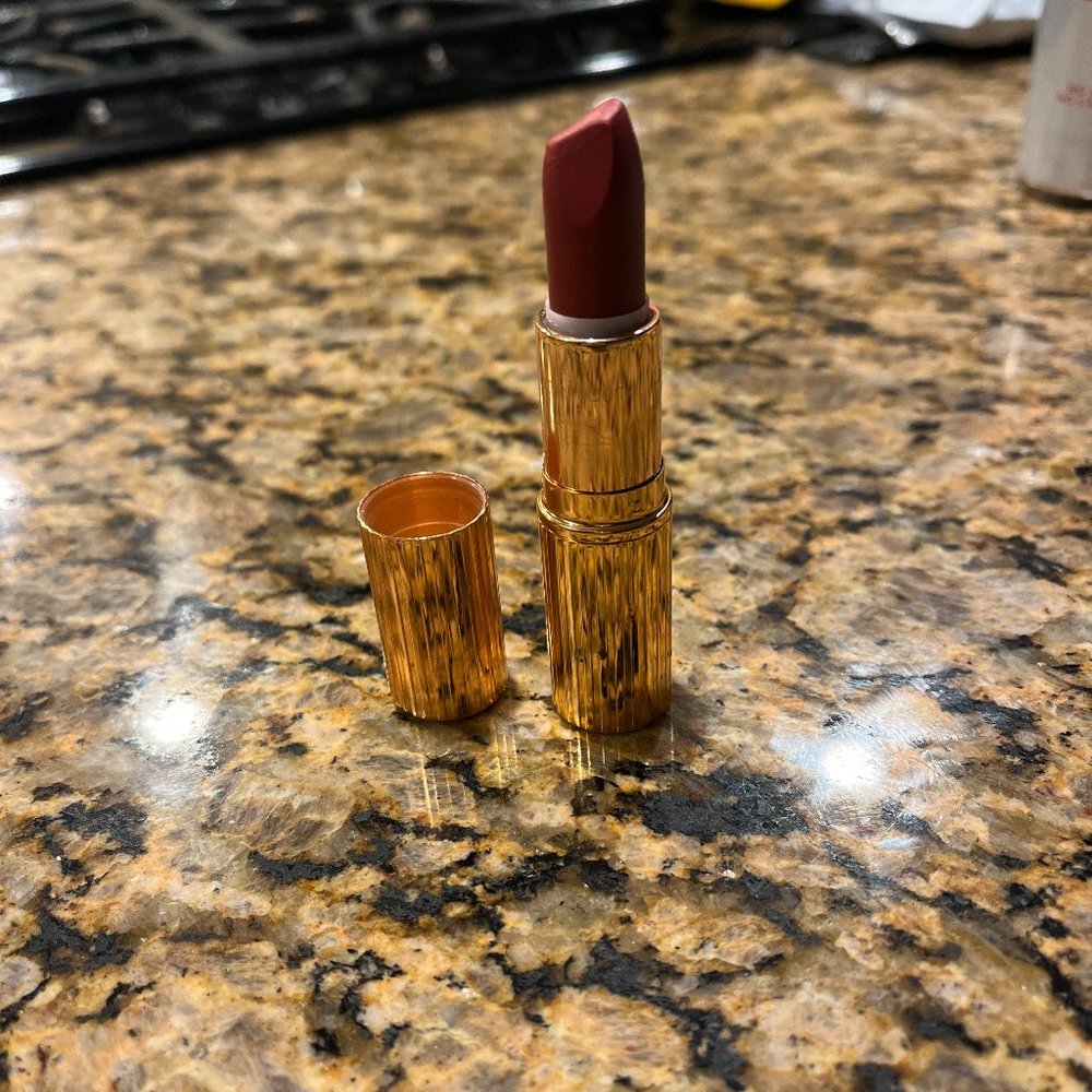 Charlotte Tilbury Lipstick - WALK OF SHAME